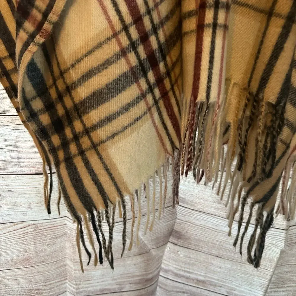 Woolrich Plaid Poncho Blanket Shawl open‎ front striped fringe trim one size
